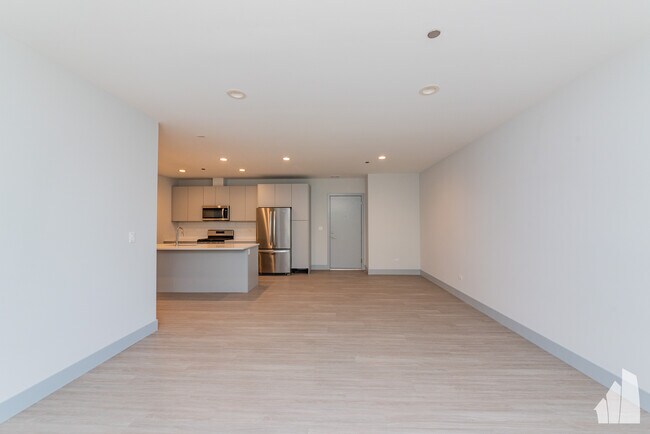 Foto del edificio - 6350 N Glenwood Ave