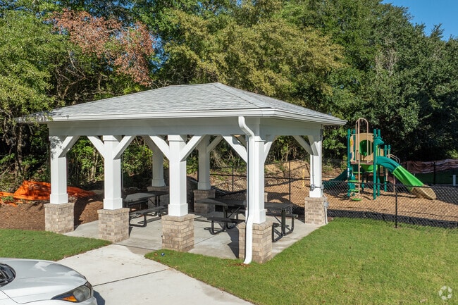 Foto del edificio - Starway Village