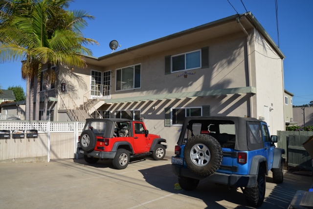 Building Photo - Lauretta Apartment Homes