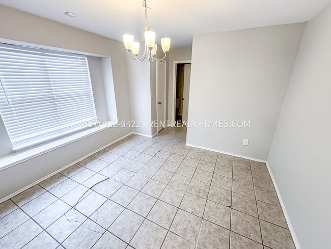 Building Photo - 2410 Richfield Dr