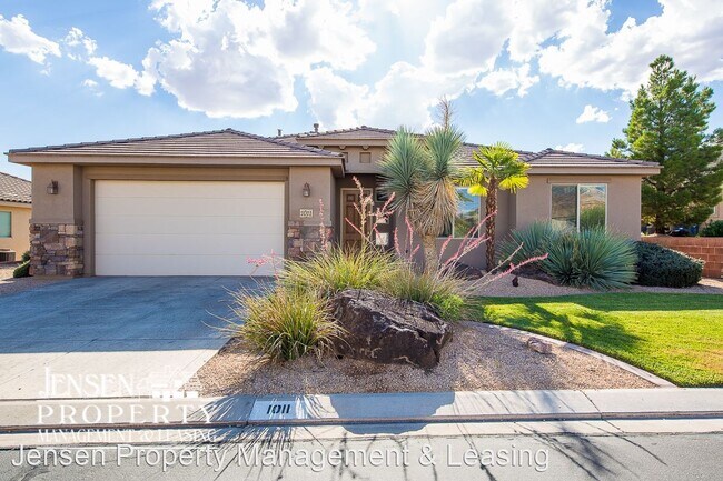 Building Photo - 3 br, 2 bath House - 1011 North Sun Down D...