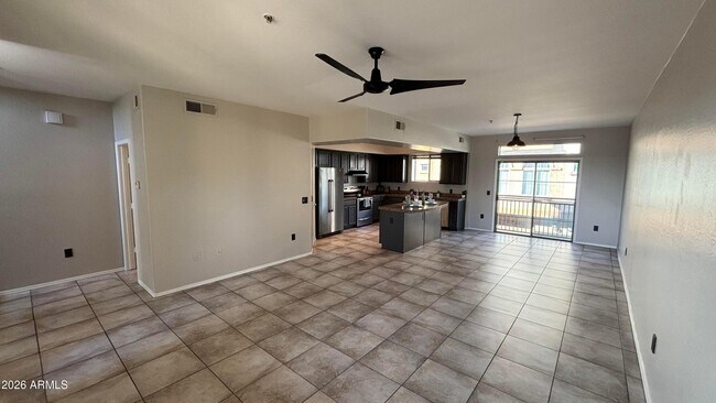 Foto del edificio - 3250 W Greenway Rd