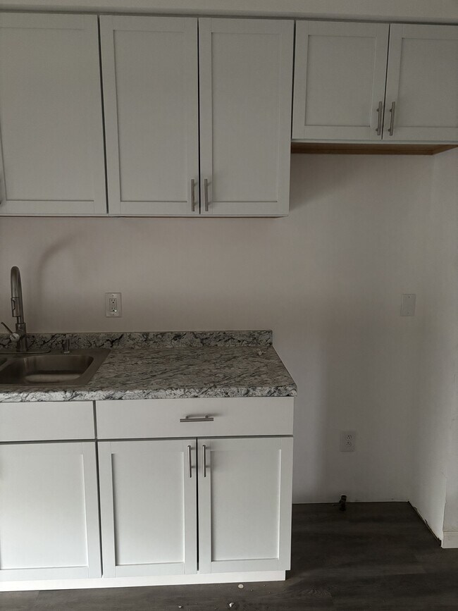 Foto del edificio - 19639 Moross Rd