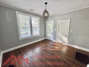 Building Photo - 666 Landis St