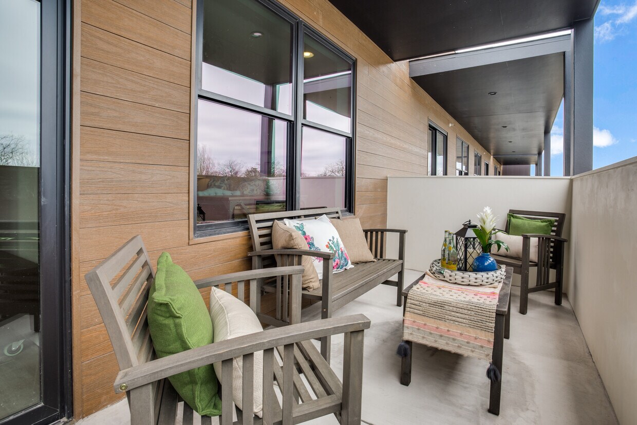 Foto principal - 3135 Waits Ave