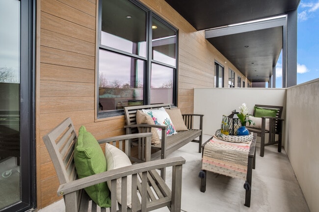 Photo - 3135 Waits Ave Townhome