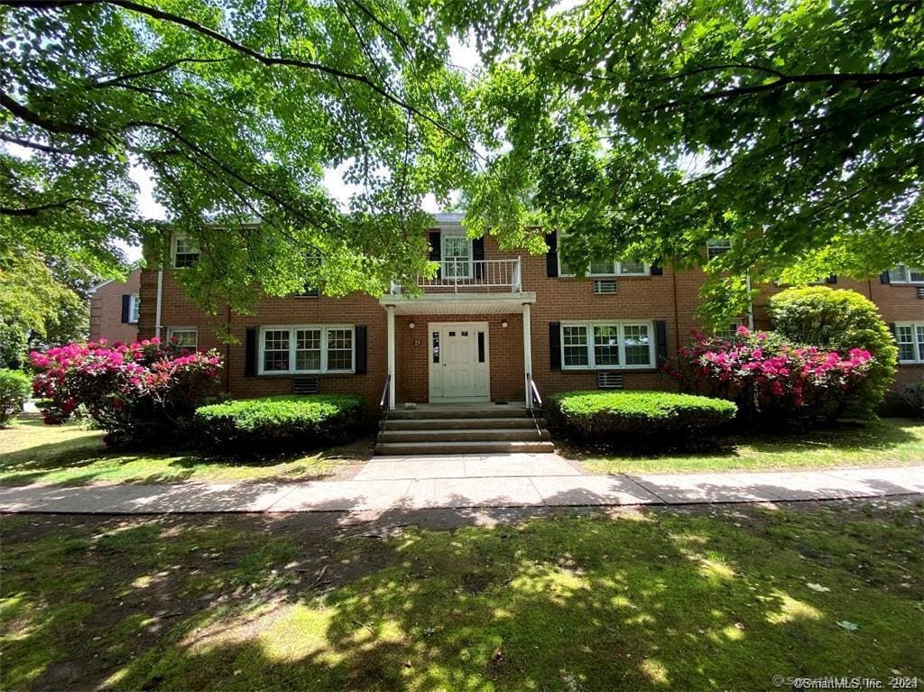 3 Brickyard Rd Unit 17B, Farmington, CT 06032 Condo for Rent in