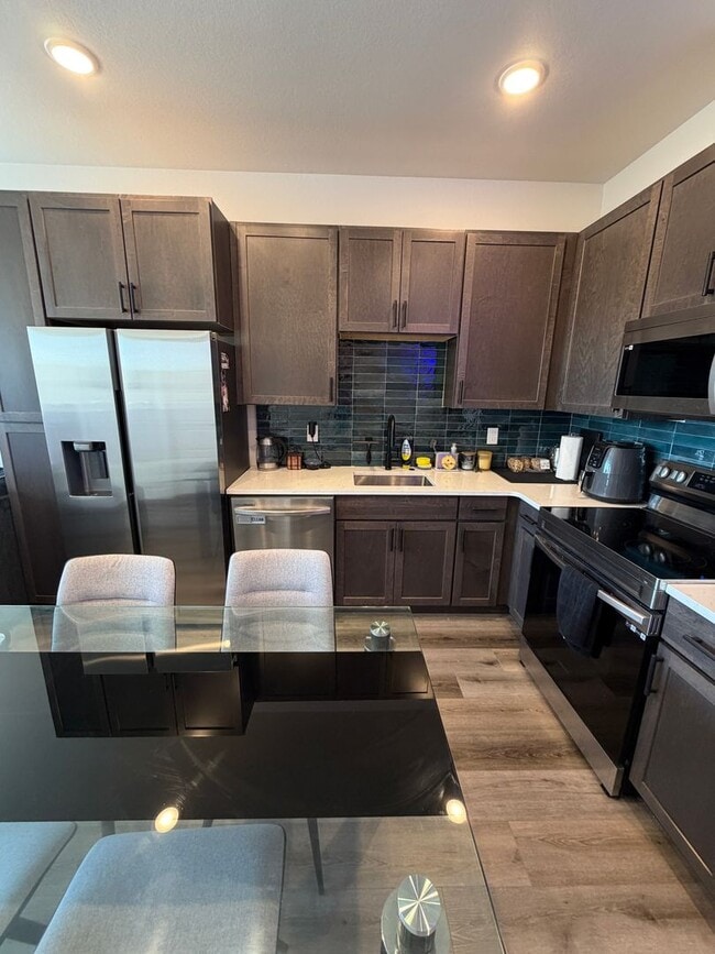 Amazing Furnished One Bedroom Home - Amazing Furnished One Bedroom Home