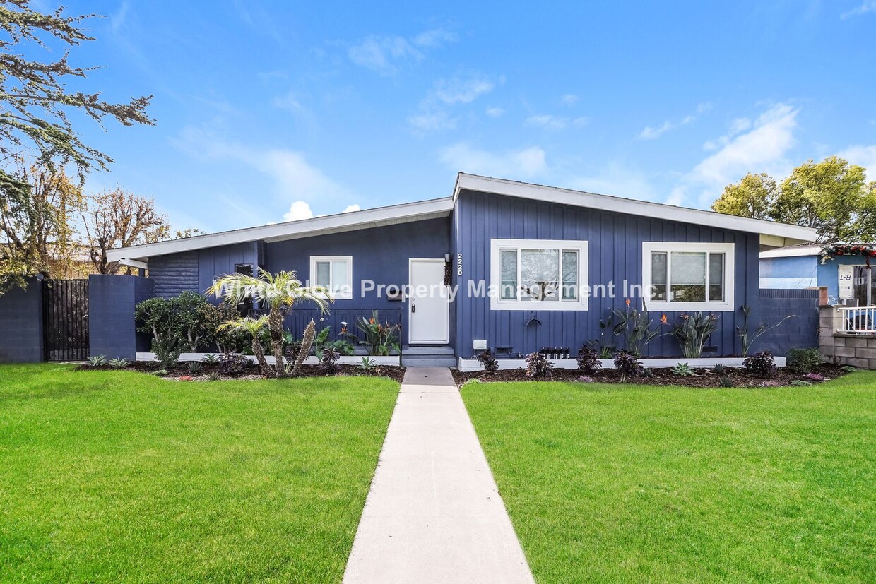 Foto principal - Lovely 3 Bedroom Remodeled Anaheim Home