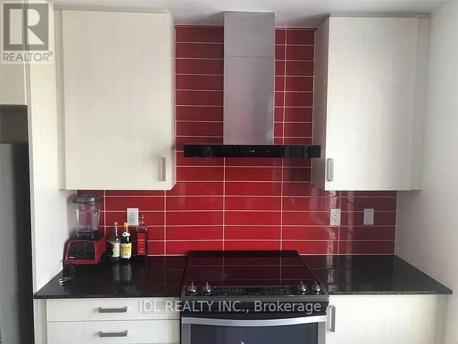 Building Photo - 302 Clay Stones St