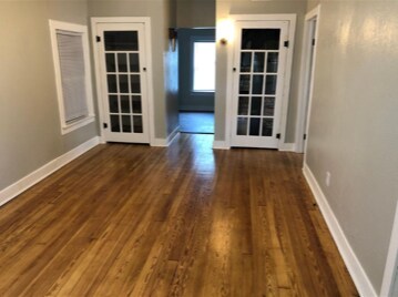 Living Room - 149 S Richmond Ave