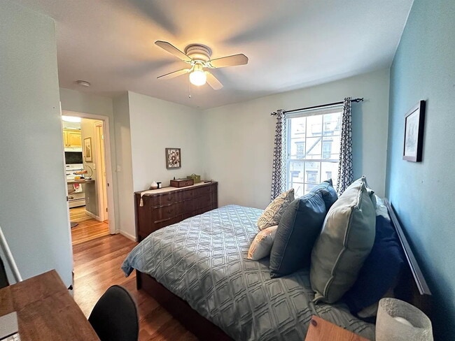 Building Photo - "Charming 1-Bedroom Haven in Prime Jersey City Location – Your Ideal Urban Retreat!"
