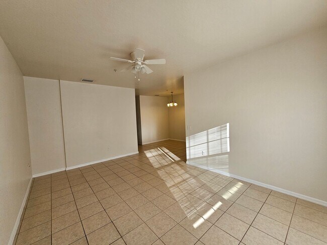 Foto del edificio - 2/2 ( Eagle Trace) Charming, updated townhome