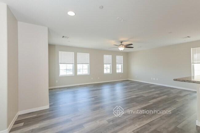 Foto del edificio - 213 Cadence View Way