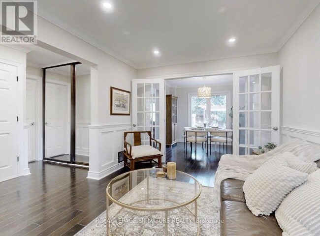 Photo du bâtiment - 462 Luzon Crescent