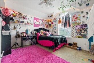 Building Photo - 1002 Wallin Farms Cove