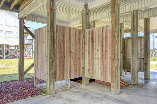 Building Photo - 119 Volusia Dr