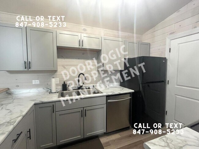 Foto del edificio - 1371 Cunat Ct