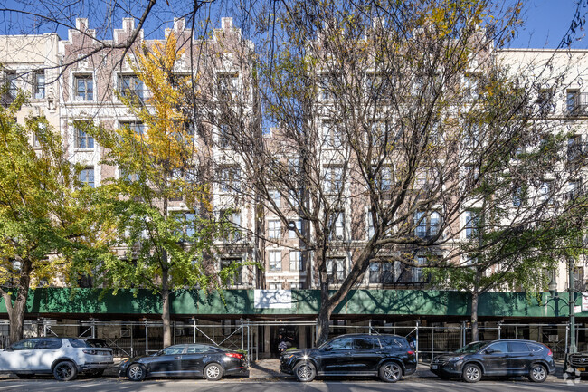 Building Photo - Central Park North Apartments