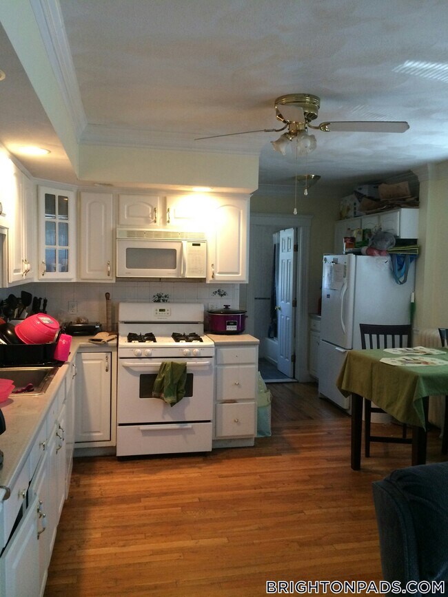 Foto del edificio - 23 Ransom Rd