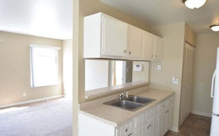 Building Photo - 824 West 59th Place