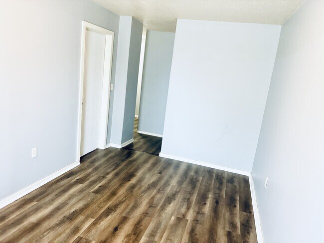 Foto del edificio - 1103 N 8th St