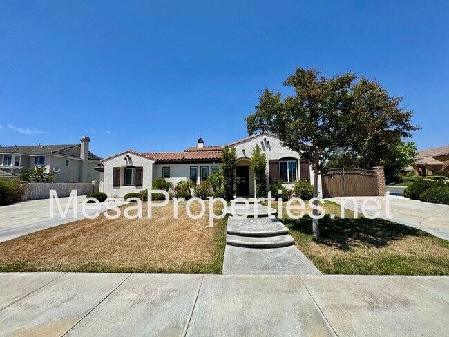Building Photo - 28610 Strauss Ln