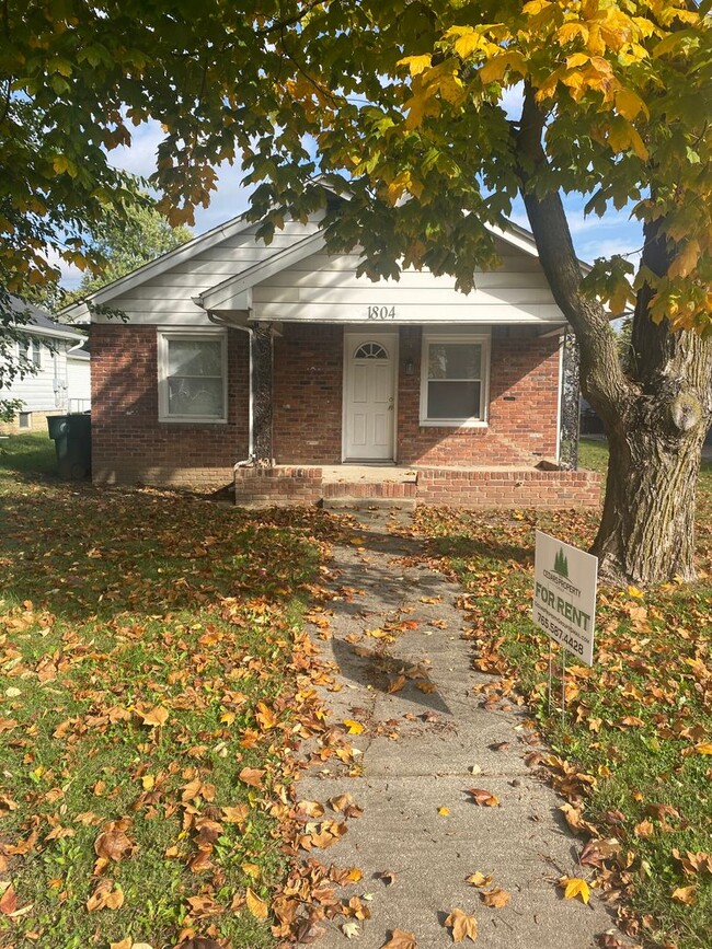 Building Photo - 1804 N Ball Ave