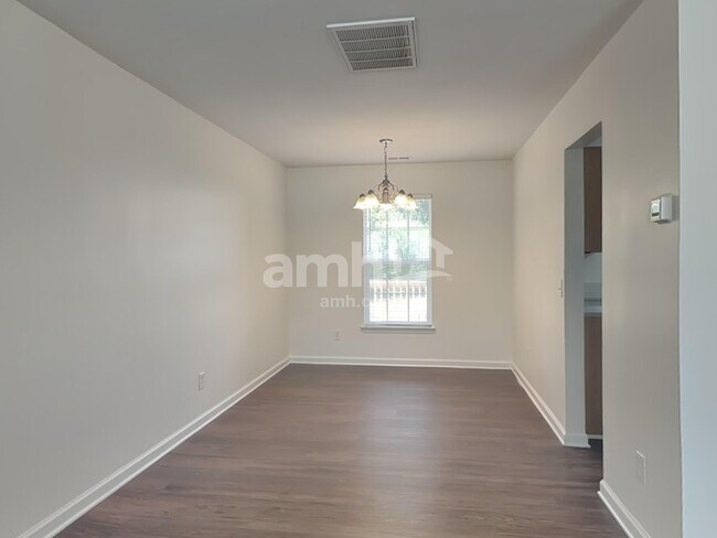 Foto del edificio - 1001 Finley Ct