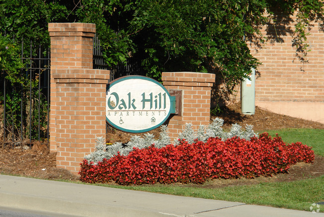 Foto del edificio - Oak Hill Apartments