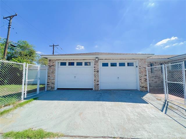 Primary Photo - 5636 Helmick Ave