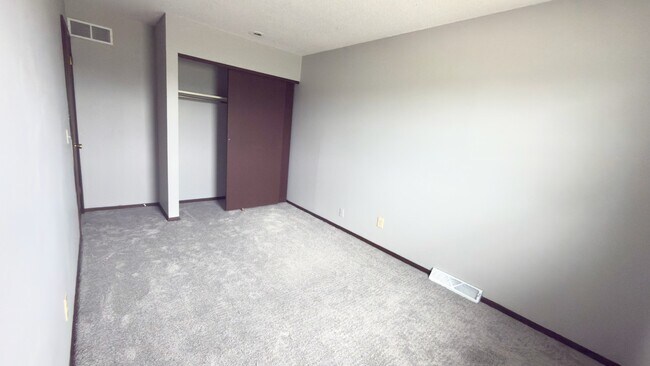 Foto del edificio - 5326 N Division St