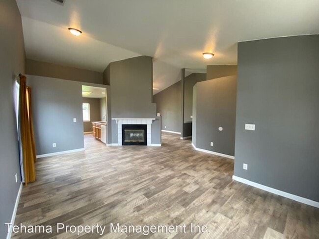 Building Photo - 3 br, 2 bath House - 228 Aspen Way