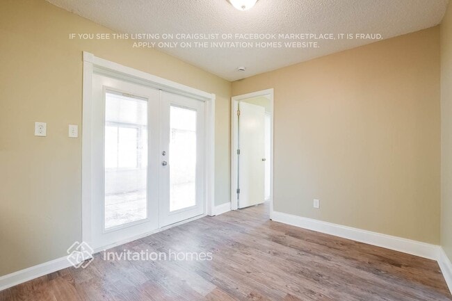 Building Photo - 1370 Prince Philip Dr