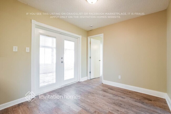 Foto del edificio - 1370 Prince Philip Dr