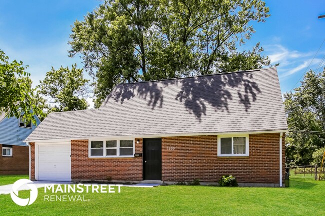 Building Photo - 1555 Basil Dr