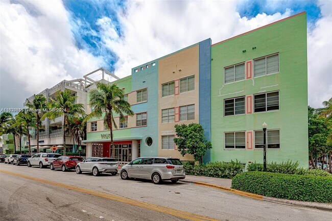 Building Photo - 1460 Ocean Dr