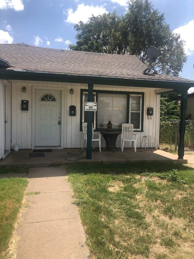 Building Photo - 919 S Bryan St Building Photo - 919 S Bryan St