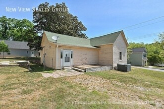 Building Photo - 408 S 12th St