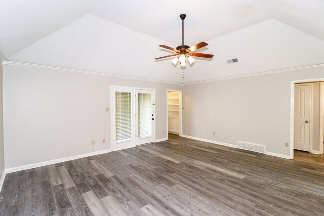 Foto del edificio - 1518 Appling Wood Cove S