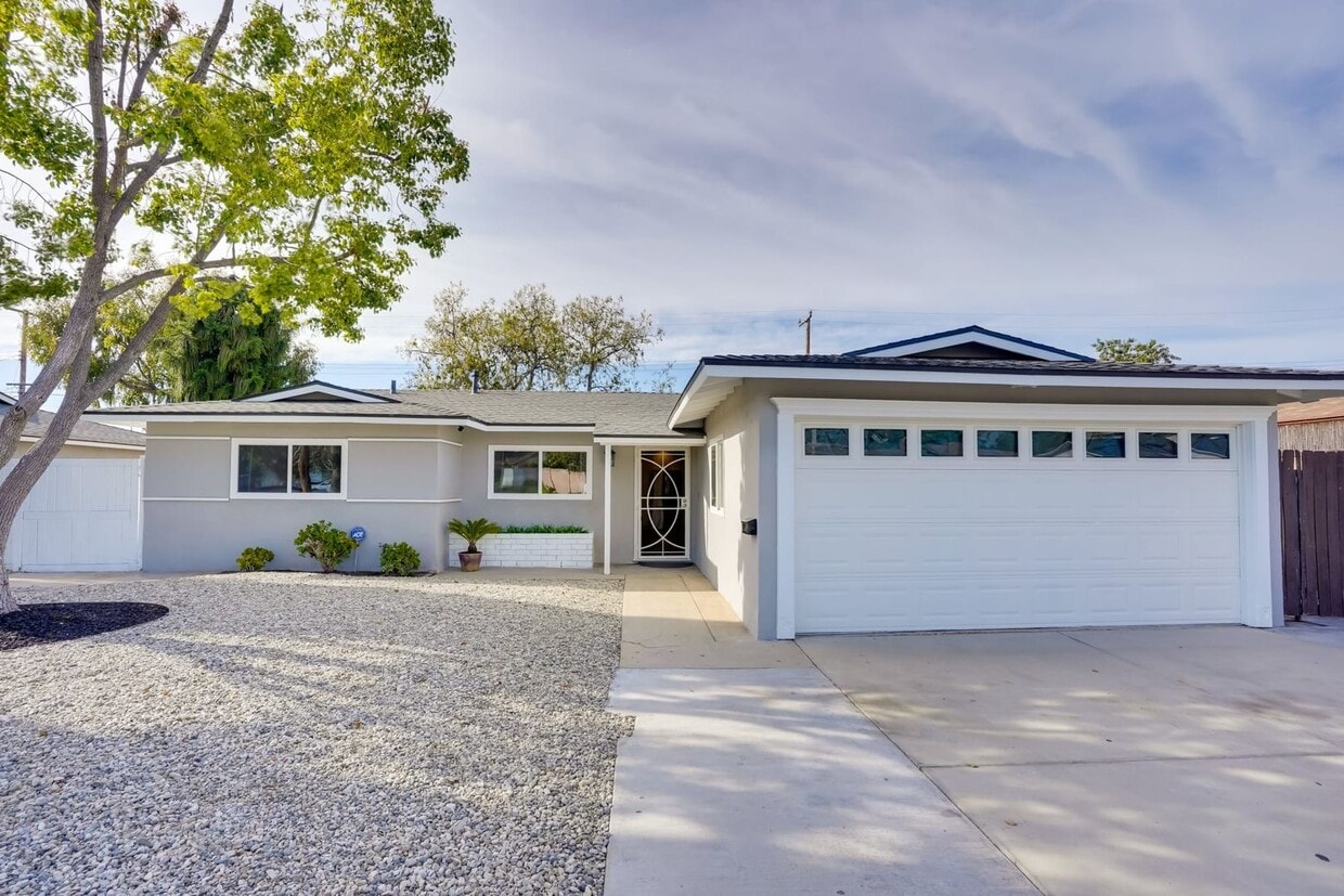 Photo - 3901 W Compton Ave #A, Orange: 1 Bed 1 Bath ADU Near Disneyland!