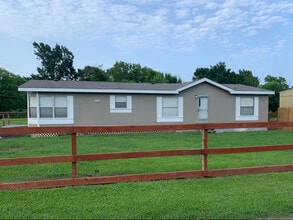 Building Photo - 3424 Alicia Ln