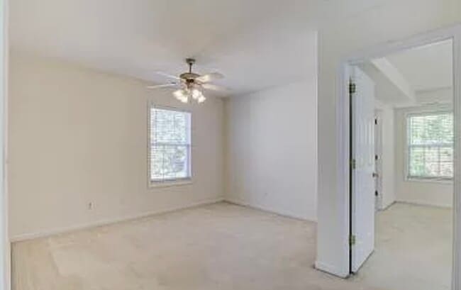 Building Photo - 2329 Lazy River Dr