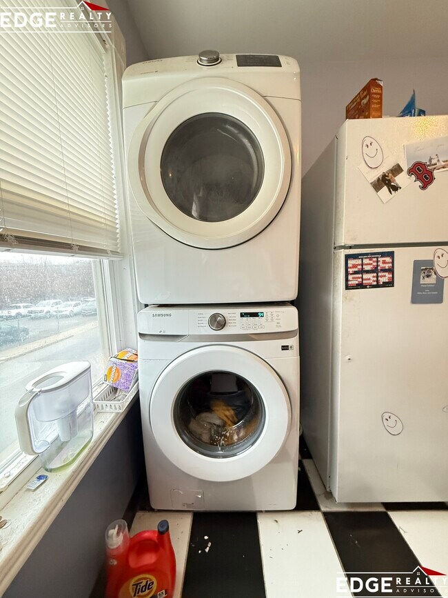 Foto del edificio - 225 Parsons St