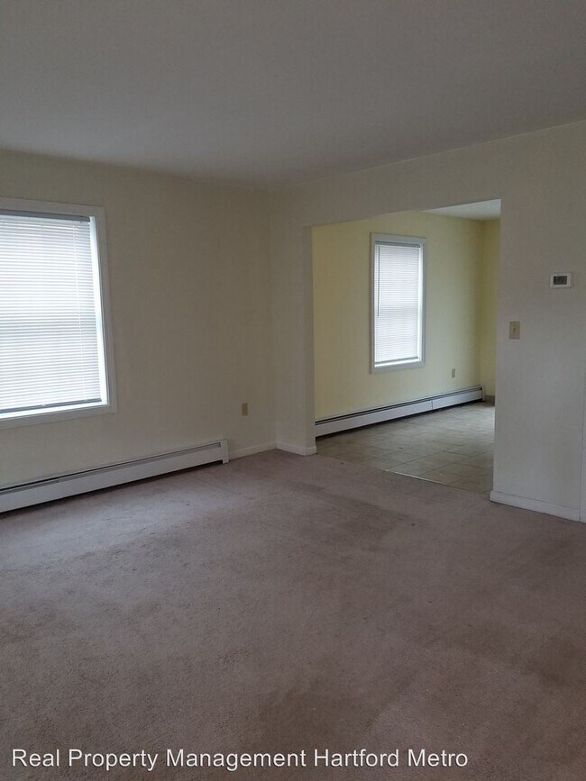 Building Photo - 3 br, 3 bath House - 256 Tower Ave
