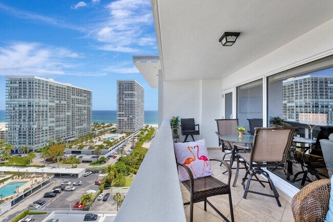 Foto del edificio - 2100 S Ocean Dr