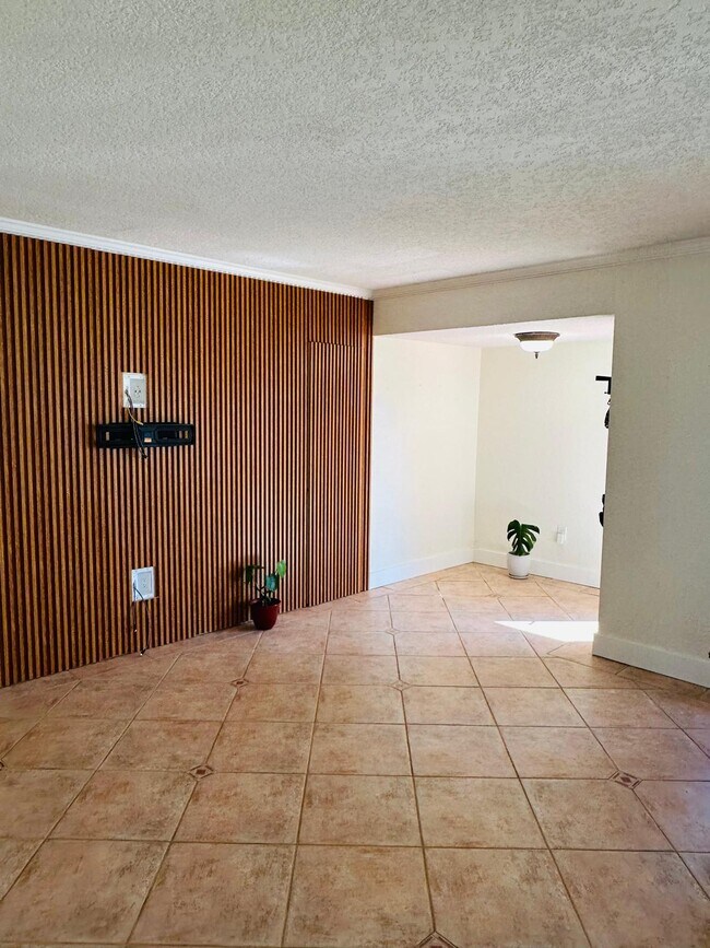 Foto del edificio - 515 NW 202nd Terrace