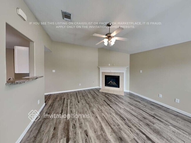 Foto del edificio - 1023 Redcrest Springs Ct