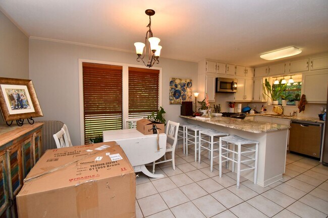 Building Photo - 3 Bed 2 Bath Home in Ruston