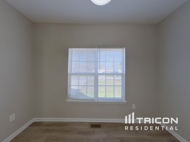 Building Photo - 2025 Samantha Drive Kannapolis NC